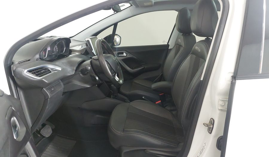 Peugeot 208 URBANTECH Hatchback 2018