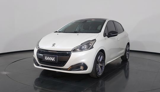 Peugeot • 208