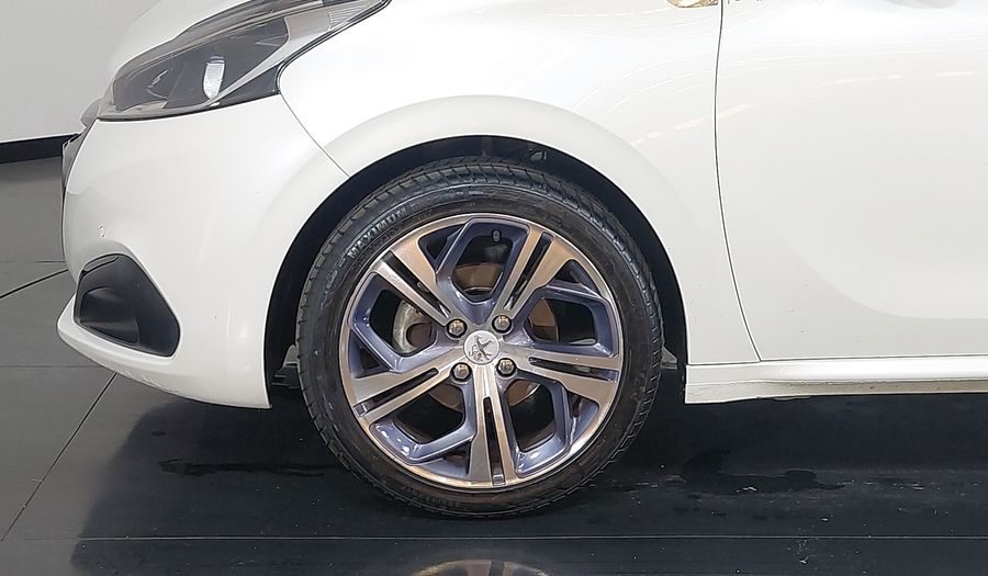 Peugeot 208 URBANTECH Hatchback 2018