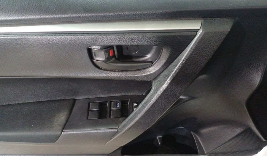 Toyota Corolla 1.8 BASE AT Sedan 2014