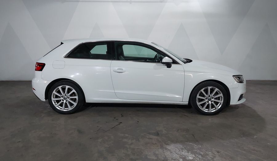 Audi A3 2.0 SELECT S TRONIC Hatchback 2017