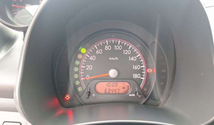 Suzuki Celerio 1.0 GLX AUTO AC Hatchback 2013