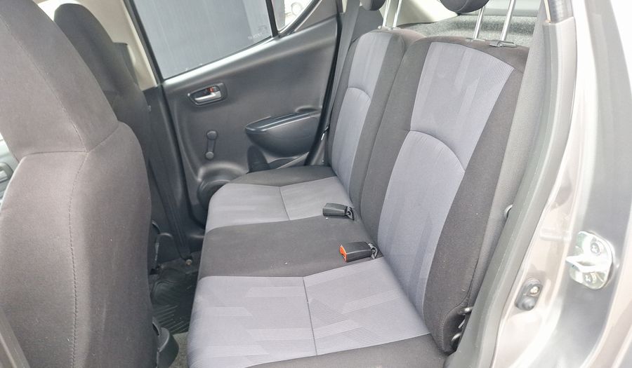 Suzuki Celerio 1.0 GLX AUTO AC Hatchback 2013
