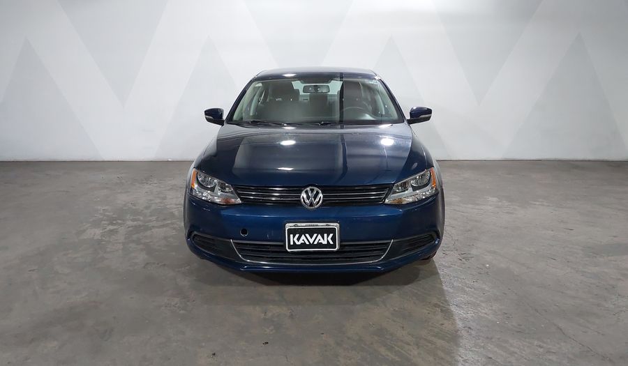Volkswagen Jetta 2.5 TRENDLINE AT Sedan 2014