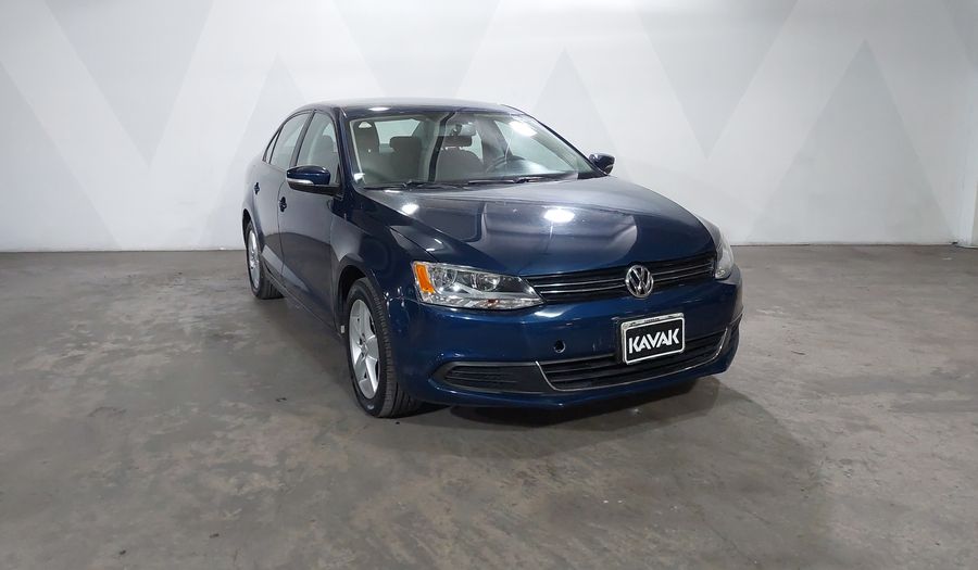 Volkswagen Jetta 2.5 TRENDLINE AT Sedan 2014