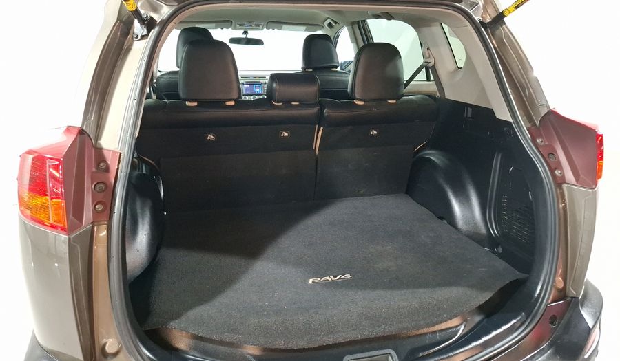 Toyota Rav4 2.5 LE AT Suv 2013