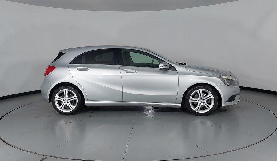 Mercedes Benz Clase A 1.6 200 CGI 7G-DCT Hatchback 2013