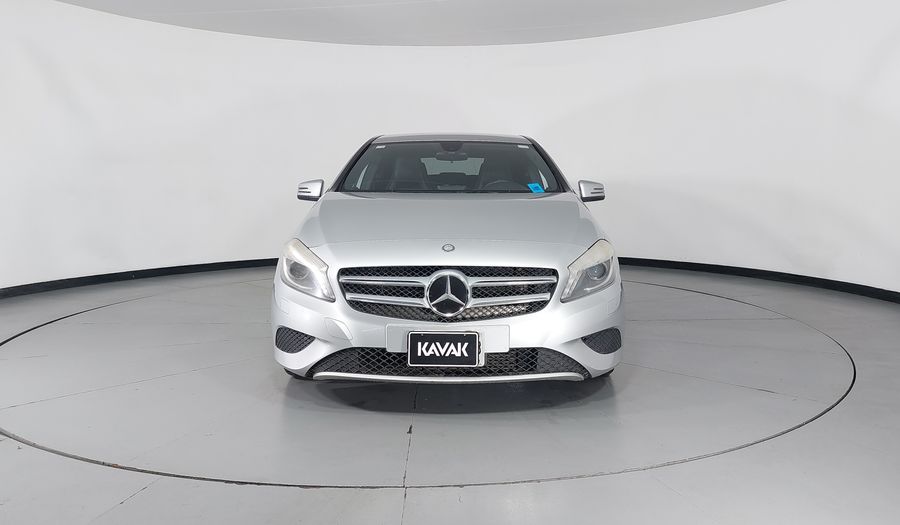 Mercedes Benz Clase A 1.6 200 CGI 7G-DCT Hatchback 2013