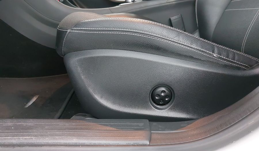 Mercedes Benz Clase A 1.6 200 CGI 7G-DCT Hatchback 2013