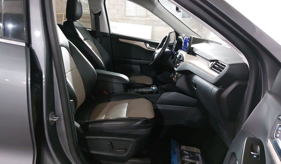 Ford Escape 2.5 HEV TITANIUM CVT Suv 2022