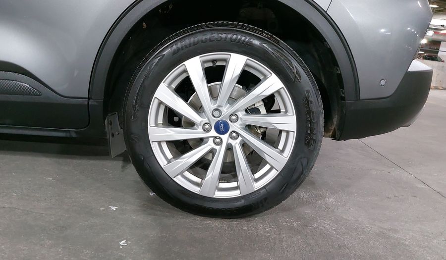 Ford Escape 2.5 HEV TITANIUM CVT Suv 2022