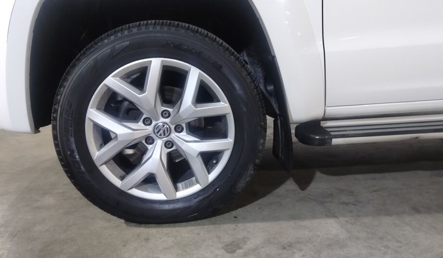 Volkswagen Amarok 2.0 HIGHLINE AUTO 4WD Pickup 2020