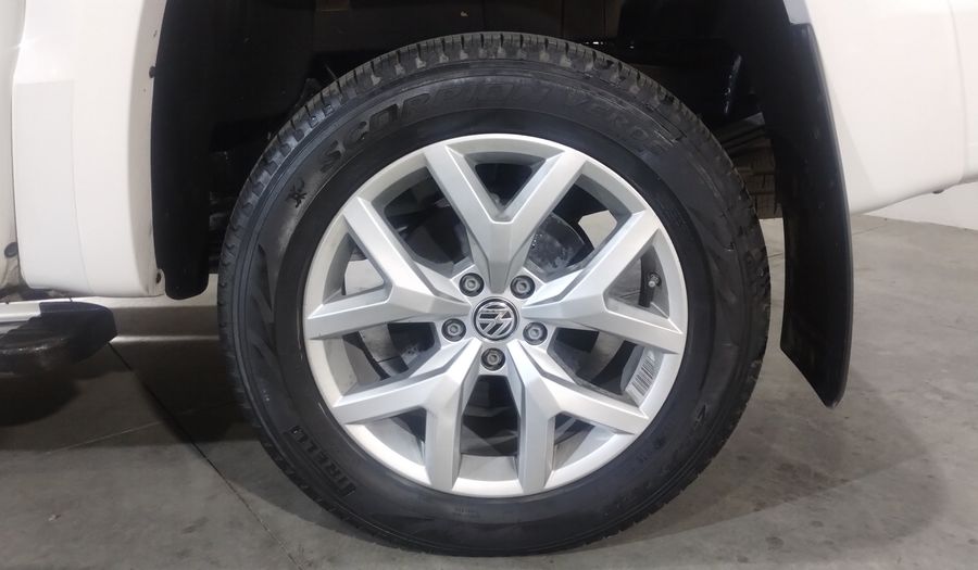 Volkswagen Amarok 2.0 HIGHLINE AUTO 4WD Pickup 2020
