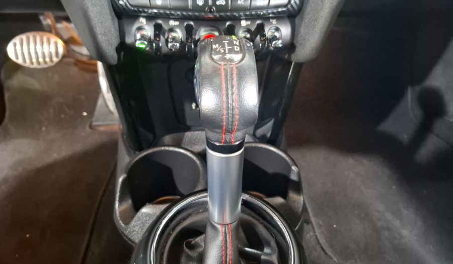 Mini John Cooper Works 2.0 JOHN COOPER WORKS HOT CHILI AT Hatchback 2018