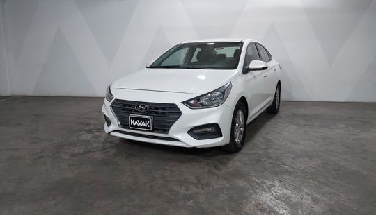 Hyundai • Accent