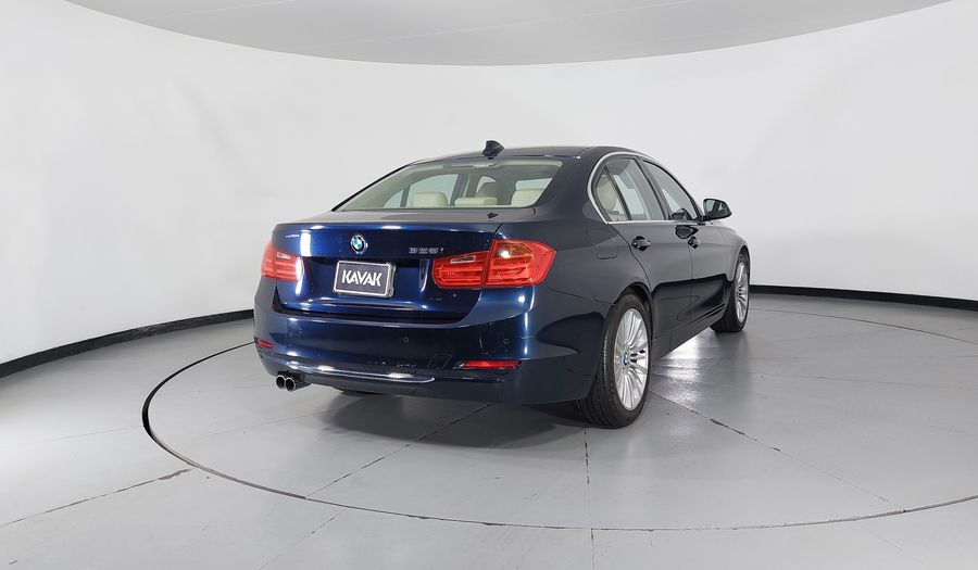 Bmw Serie 3 2.0 328IA LUXURY LINE Sedan 2014