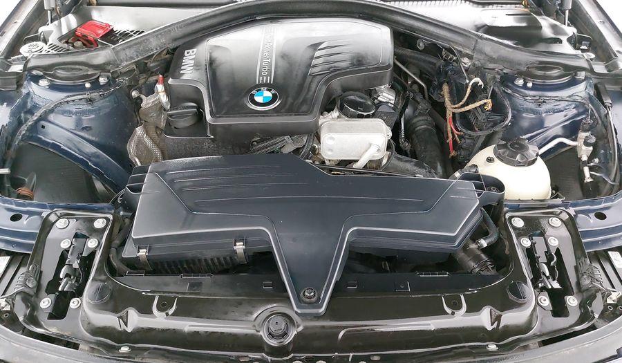 Bmw Serie 3 2.0 328IA LUXURY LINE Sedan 2014