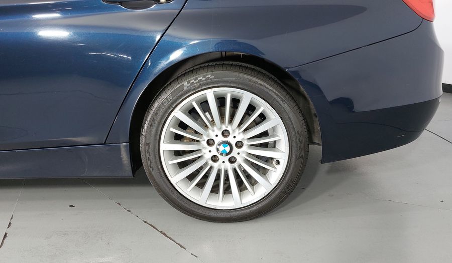 Bmw Serie 3 2.0 328IA LUXURY LINE Sedan 2014