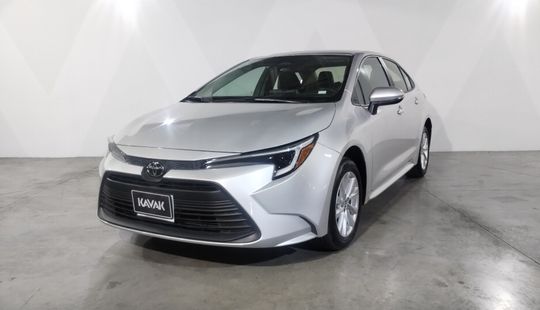 Toyota • Corolla