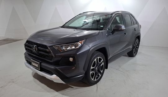 Toyota • RAV4