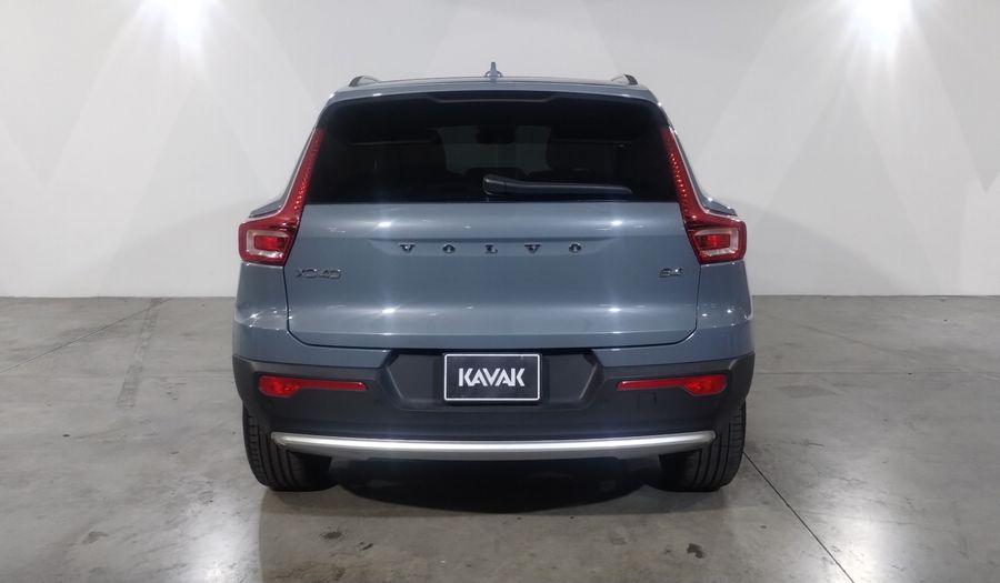 Volvo Xc40 2.0 B4 MHEV PLUS AUTO Suv 2023