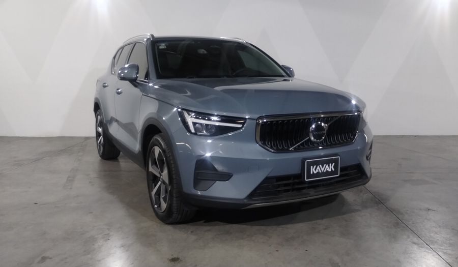 Volvo Xc40 2.0 B4 MHEV PLUS AUTO Suv 2023