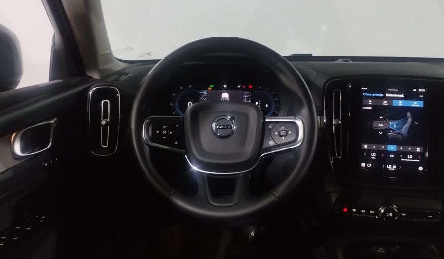 Volvo Xc40 2.0 B4 MHEV PLUS AUTO Suv 2023