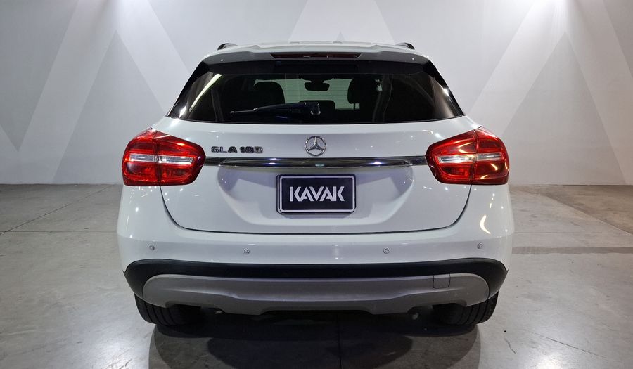 Mercedes Benz Clase Gla 1.6 GLA 180 CGI Suv 2017