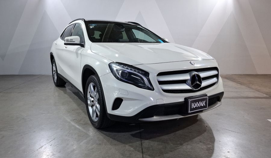 Mercedes Benz Clase Gla 1.6 GLA 180 CGI Suv 2017