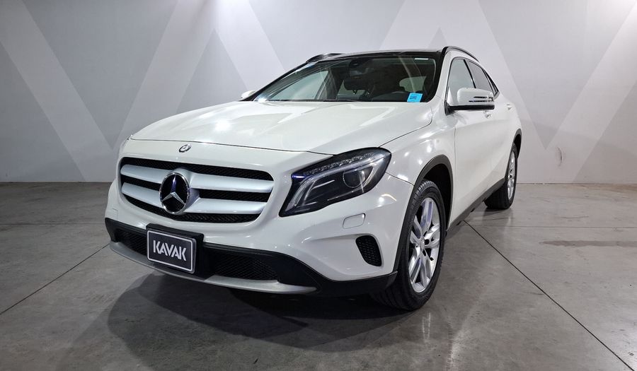 Mercedes Benz Clase Gla 1.6 GLA 180 CGI Suv 2017