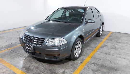 Volkswagen • Jetta Clasico