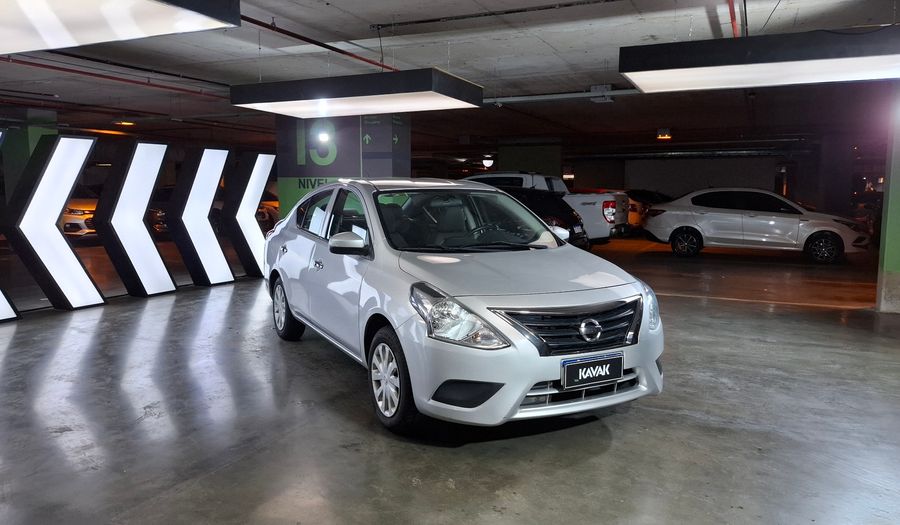 Nissan Versa 1.6 SENSE Sedan 2017