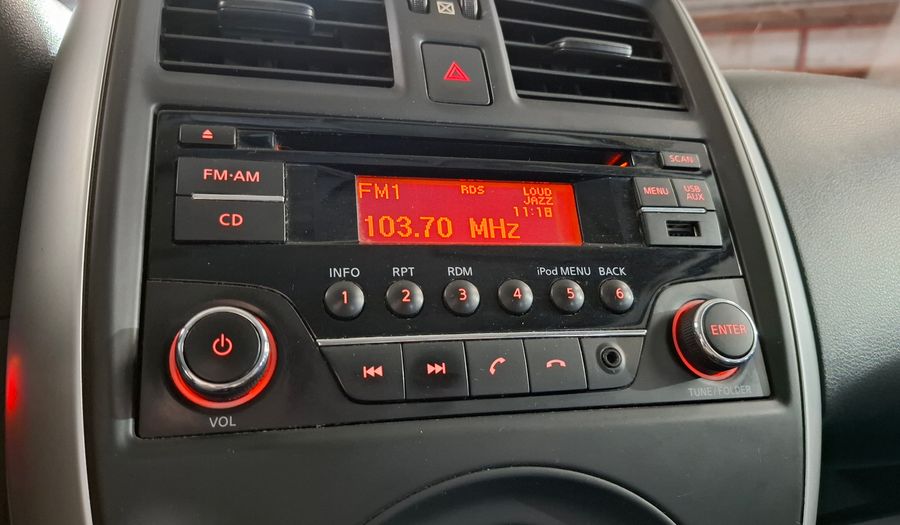 Nissan Versa 1.6 SENSE Sedan 2017