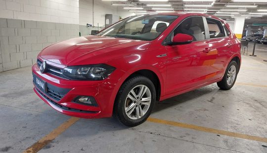 Volkswagen • Polo