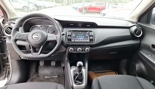 Nissan • Kicks