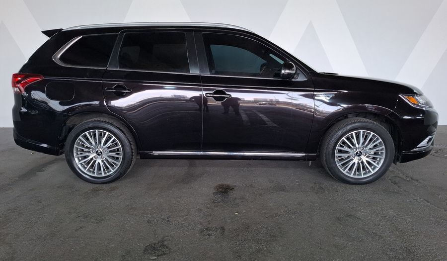 Mitsubishi Outlander 2.4 PHEV LIMITED AUTO 4WD Suv 2021