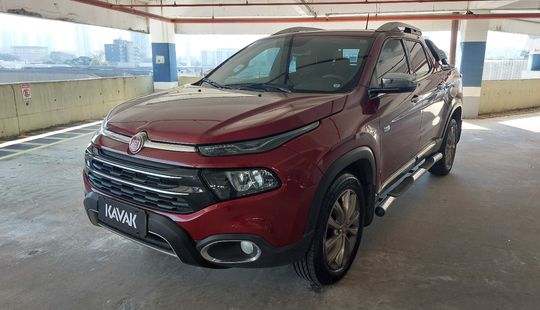 Fiat • Toro