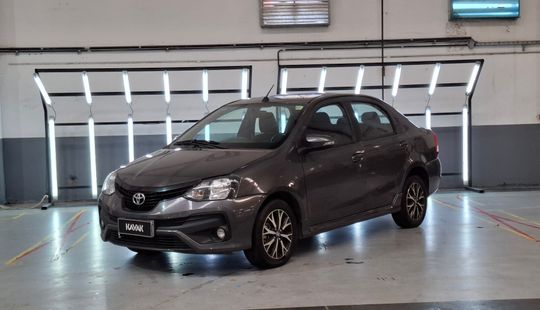 Toyota • Etios