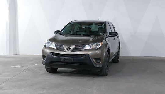 Toyota • RAV4