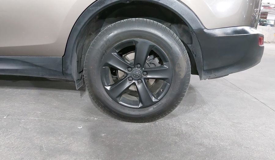 Toyota Rav4 2.5 LE AT Suv 2015