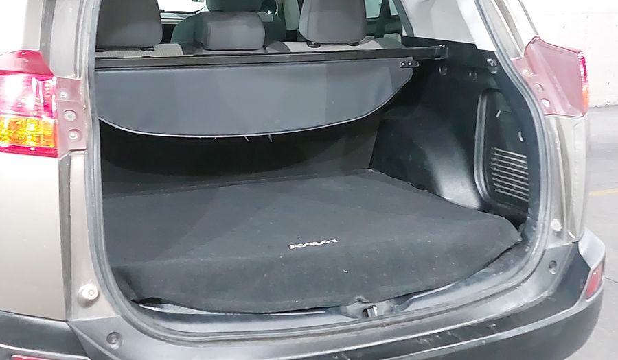 Toyota Rav4 2.5 LE AT Suv 2015