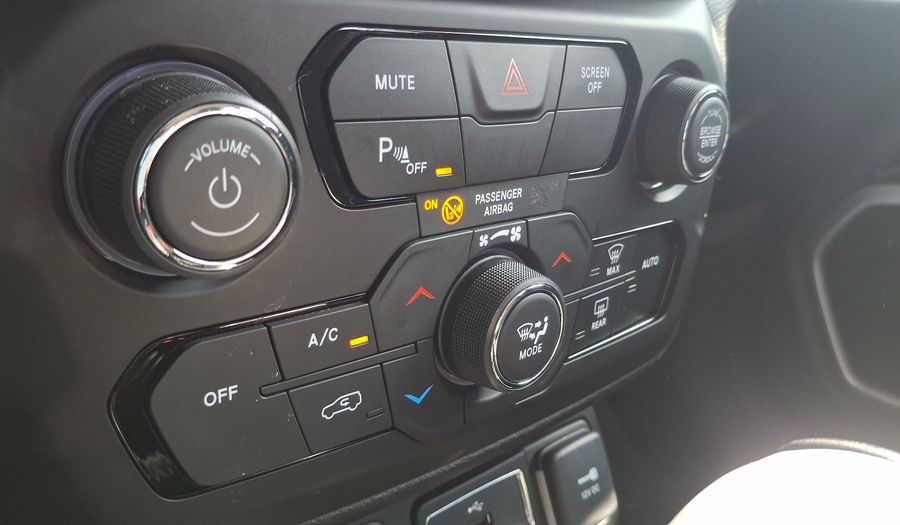 Jeep Renegade 1.8 SPORT AUTO LONGITUDE Suv 2020