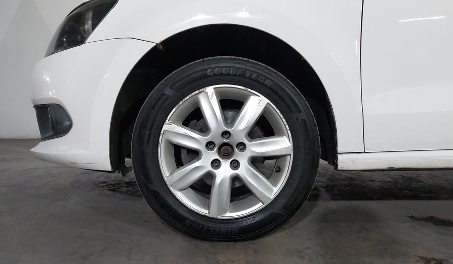 Volkswagen Vento 1.6 HIGHLINE TIPTRONIC Sedan 2014