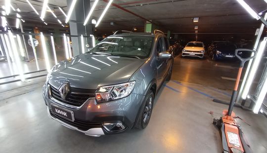 Renault • Sandero Stepway
