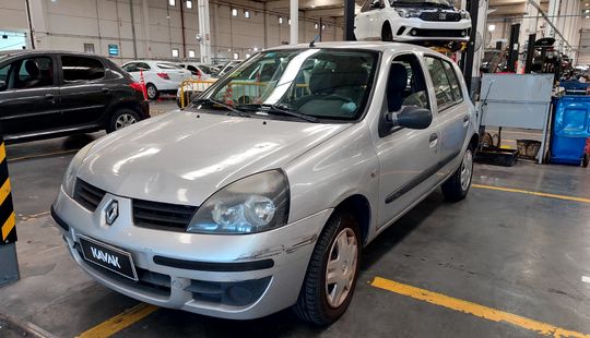 Renault • Clio
