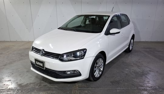 Volkswagen • Polo