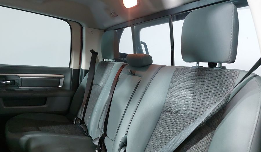 Ram 2500 5.7 HEMI SPORT CREW CAB 4X4 V8 6AT Pickup 2018
