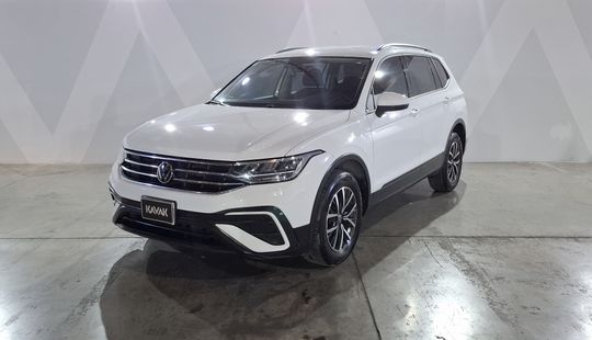 Volkswagen • Tiguan