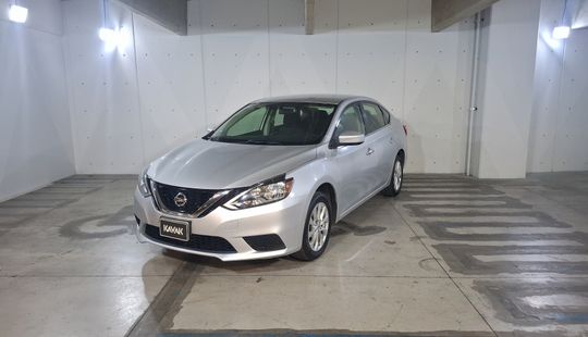 Nissan • Sentra