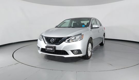 Nissan • Sentra